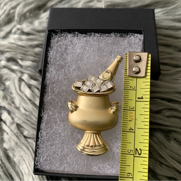 Vintage Signed AJC Champagne & Bucket Gold Tone Brooch Pin - Picture 7 of 9